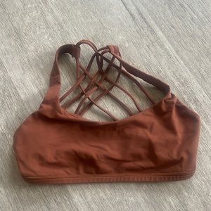 lulu lemon free to be bra